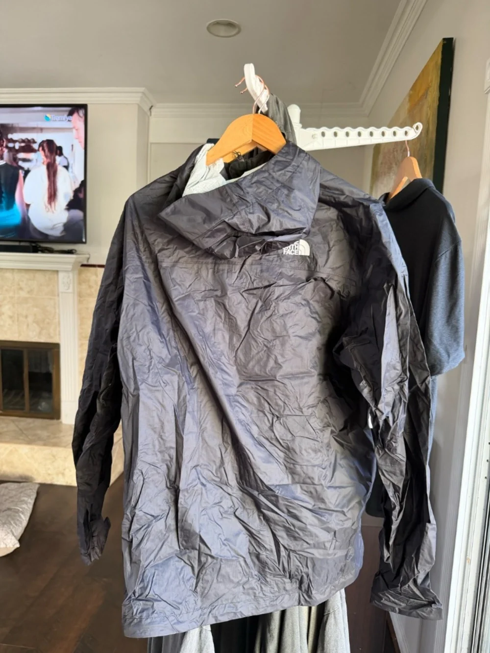 NORTH FACE MENS RAIN JACKET SIZE L
